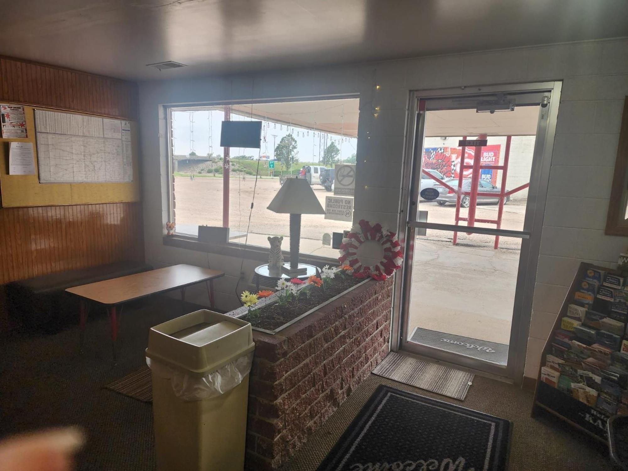 1St Inn By Oyo Quinter Hwy 70 Ks Εξωτερικό φωτογραφία